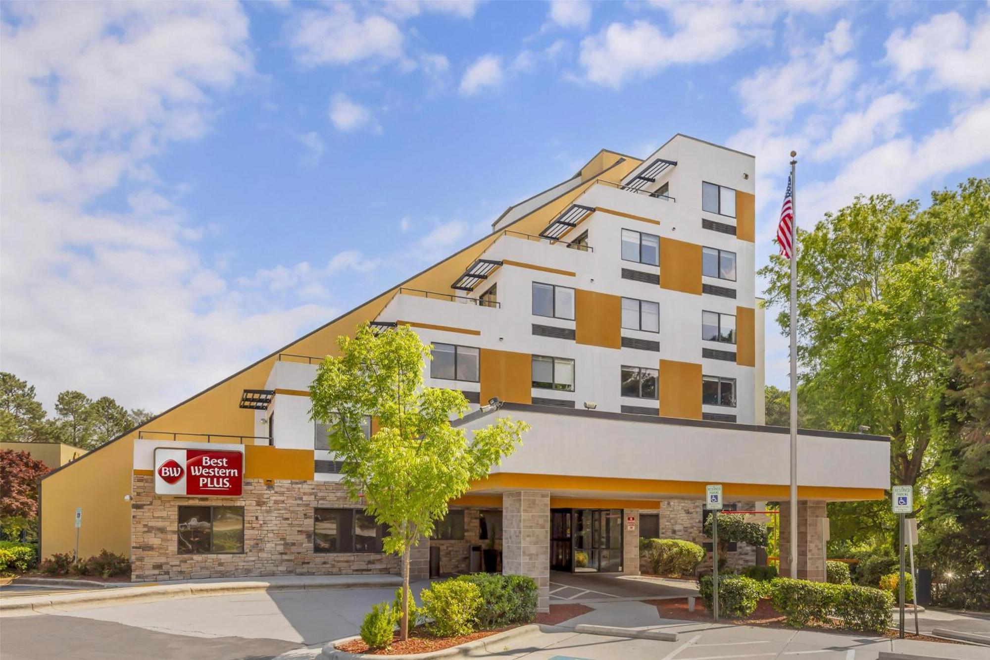 Best Western Plus Raleigh Crabtree Valley Hotel Exterior foto