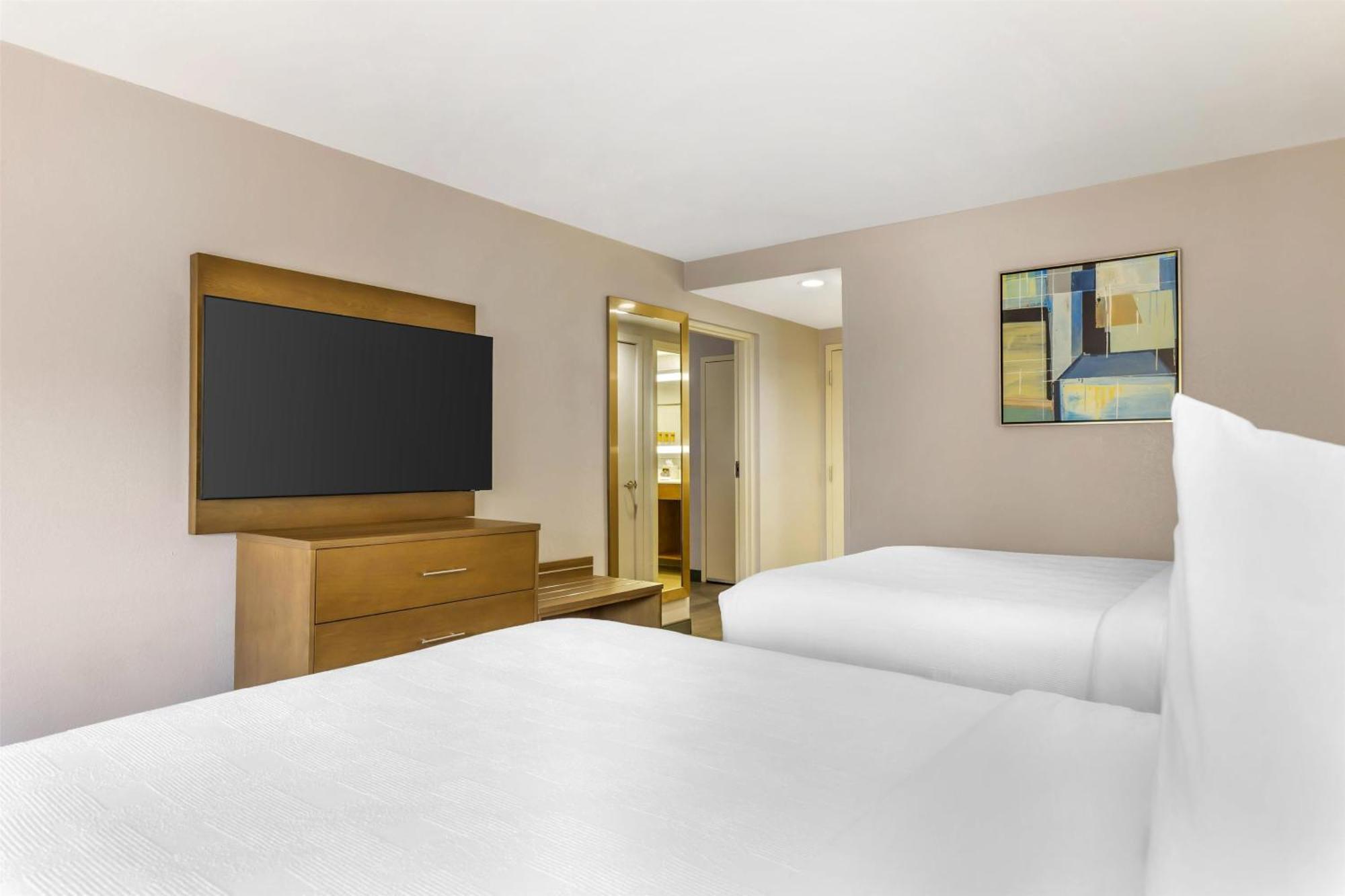 Best Western Plus Raleigh Crabtree Valley Hotel Exterior foto